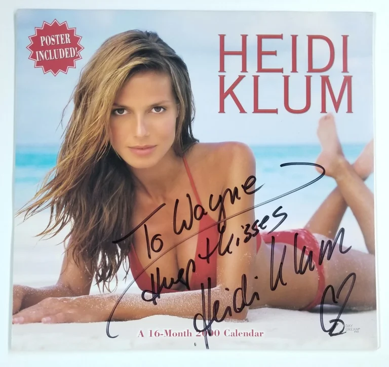 Heidi Klum hand SIGNED 16-Month 2000 Swimsuit Calendar COA Autographed
