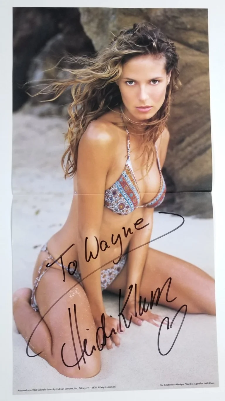 Heidi Klum REAL hand SIGNED 2000 Calendar Poster Insert COA Autographed