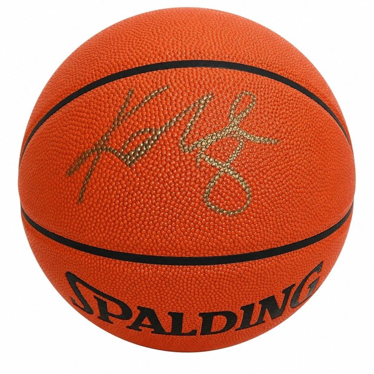 Kobe Bryant Signed Auto Rookie Era NBA Basketball Grad LOA