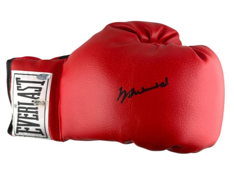 Muhammad Ali Signed Auto Everlast Boxing Glove Online Authentics Grad LOA