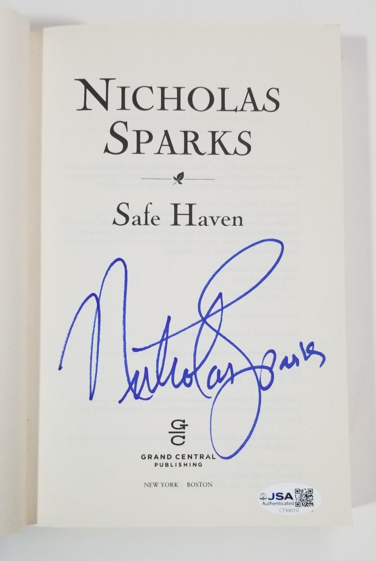 Nicholas Sparks REAL hand SIGNED Safe Haven Paperback Book JSA COA Autographed