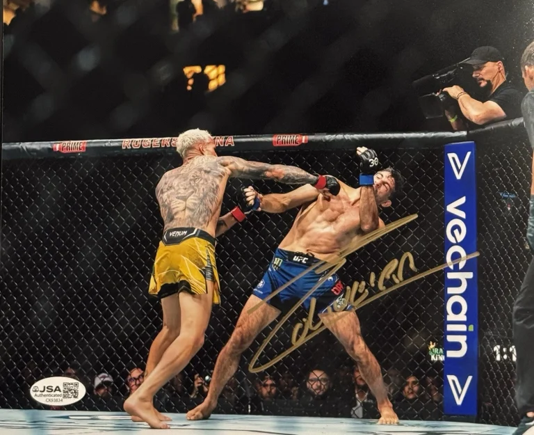Charles Oliveira Signed Autographed UFC Fighter 8x10 Photo Do Bronx JSA COA