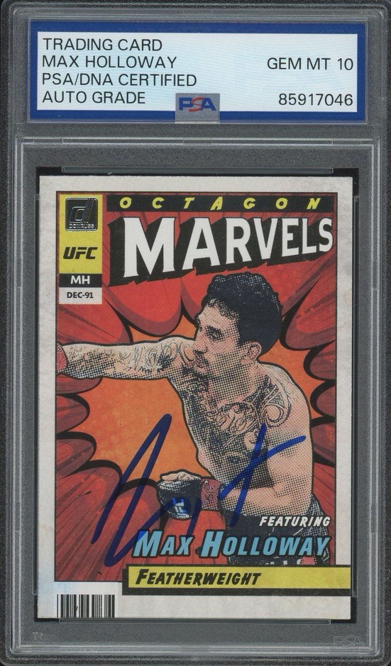 2022 Panini Donruss UFC #20 Max Holloway Signed Octagon Marvels Card PSA AUTO 10