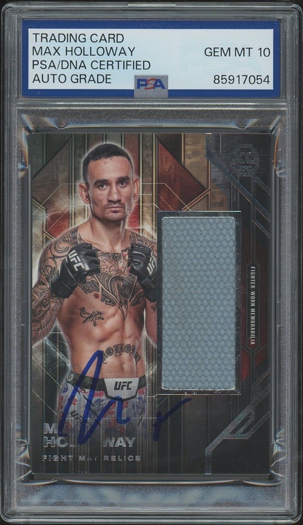 2025 Topps UFC Knockout Max Holloway Signed Fight Mat Relics PSA/DNA AUTO 10