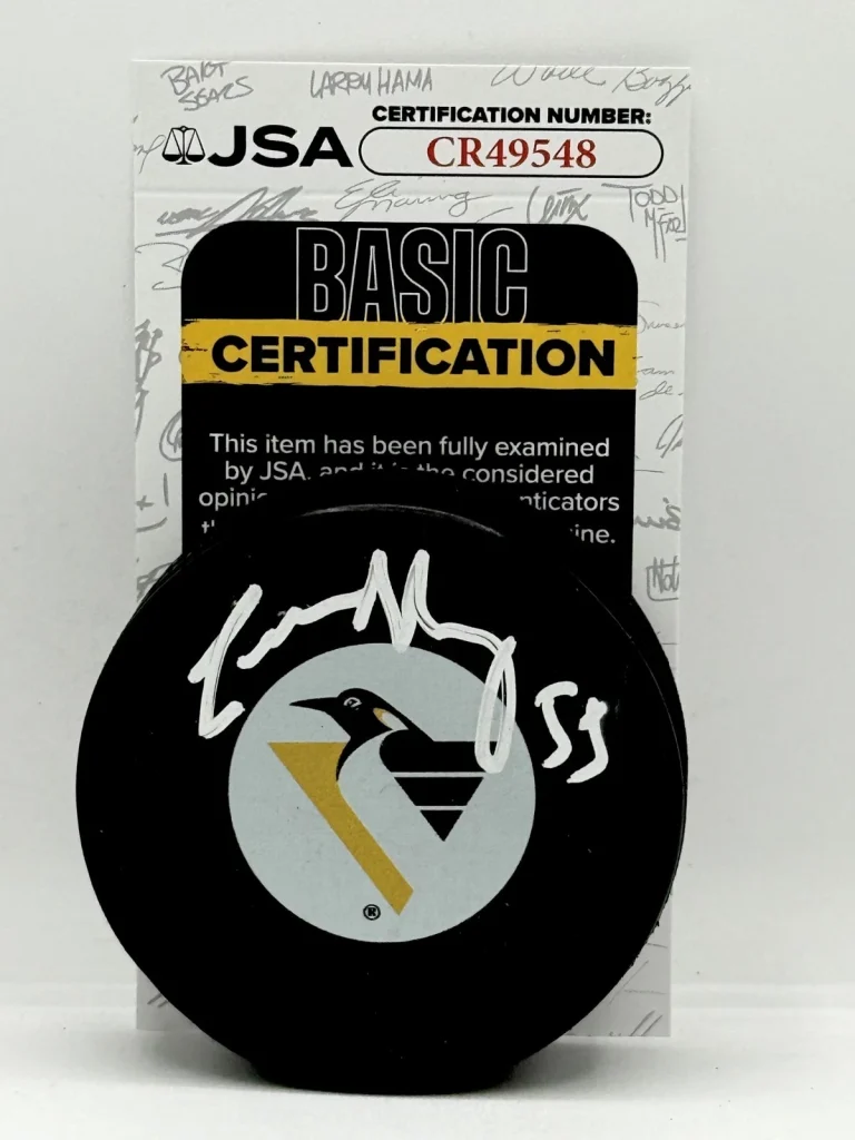 Larry Murphy signed Pittsburgh Penguins Logo Puck autographed JSA