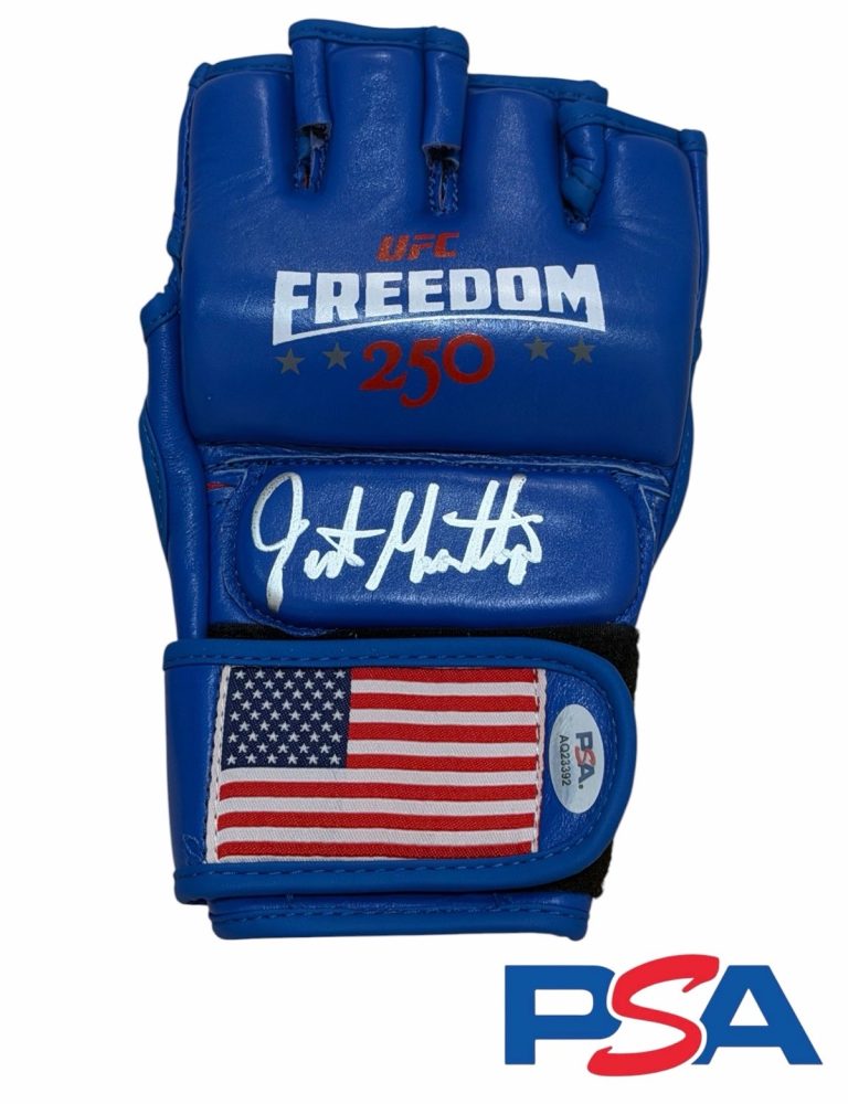 Justin Gaethje Signed 2026 UFC Freedom 250 Fight Glove PSA AUTO USA WHITE HOUSE