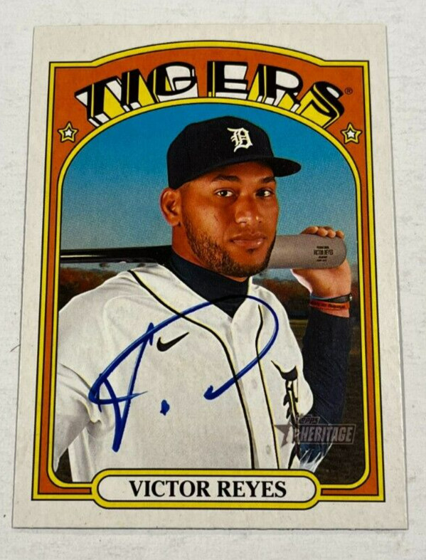 VICTOR REYES SIGNED 2021 TOPPS HERITAGE BASEBALL CARD AUTO