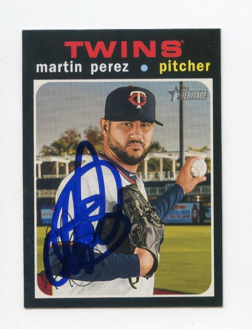 MARTIN PEREZ SIGNED AUTOGRAPHED 2020 TOPPS HERITAGE BASEBALL CARD AUTO
