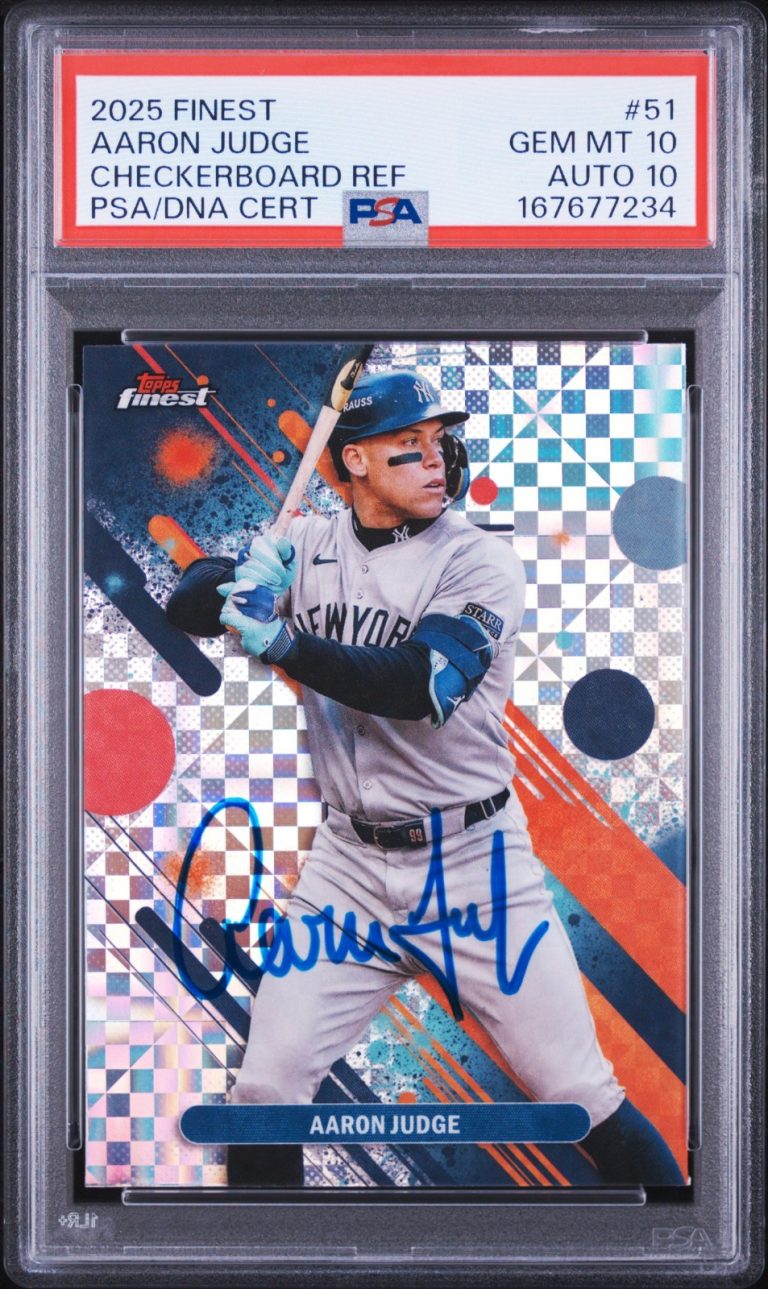 AARON JUDGE SIGNED 2025 TOPPS FINEST CHECKERBOARD REFRACTOR #51 PSA 10 AUTO 10