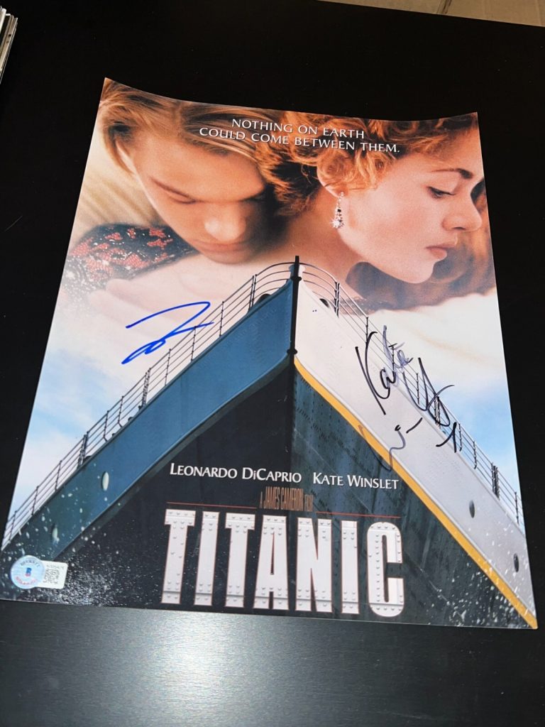 LEONARDO DICAPRIO KATE WINSLET SIGNED AUTOGRAPH 11x14 PHOTO POSTER BECKETT BAS D