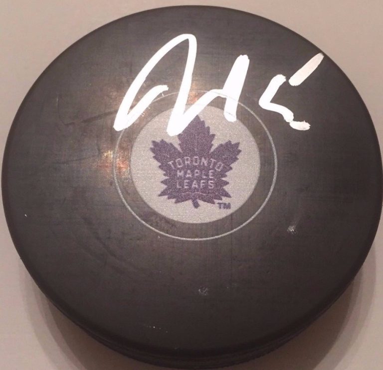 JAKE GARDINER SIGNED TORONTO MAPLE LEAFS HOCKEY PUCK W/CASE COA