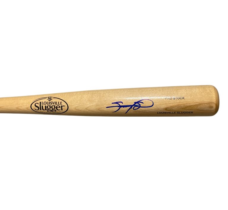 Sammy Sosa Signed Auto Louisville Slugger Natural Bat Beckett Witness BAS COA