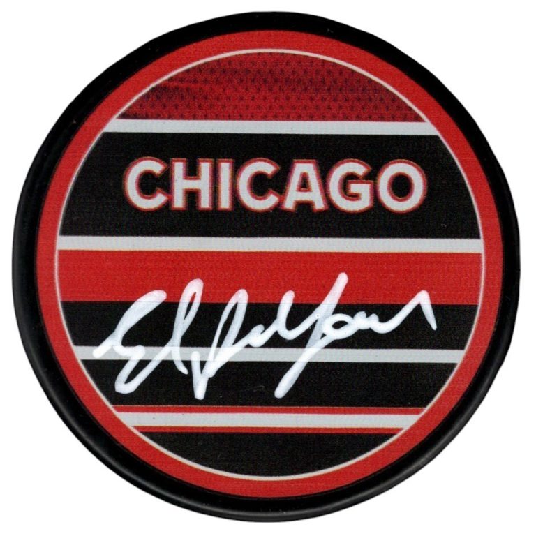 Ed Belfour Signed Chicago Blackhawks Reverse Retro Puck Beckett Witness BAS COA