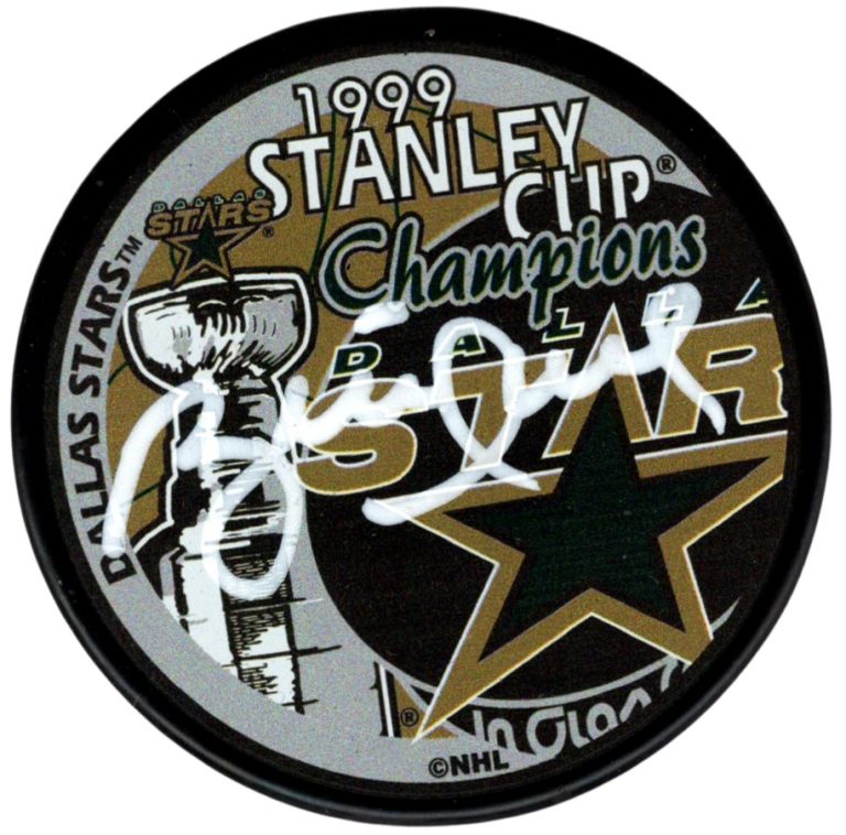 Brett Hull Signed 1999 Stanley Cup Dallas Stars Puck Beckett Witness BAS COA