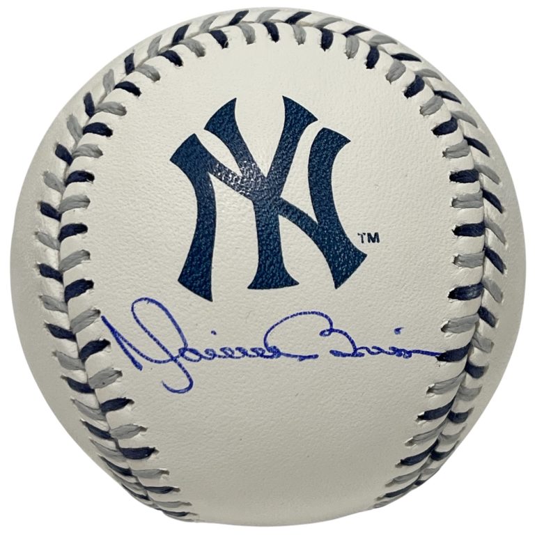 Mariano Rivera Signed NY Yankees Logo ROMLB Baseball Beckett Witness BAS COA