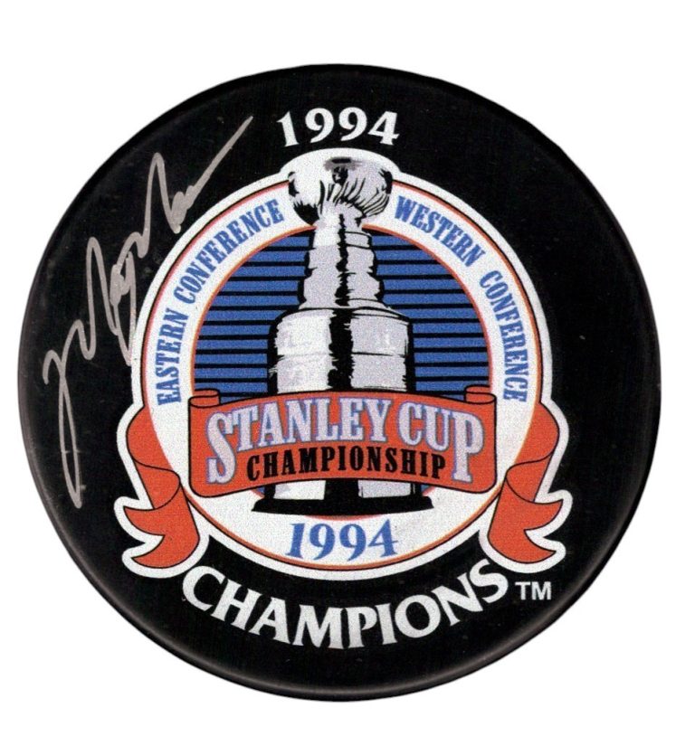 Mark Messier Signed 1994 Stanley Cup Champions Puck JSA + Steiner CX COA