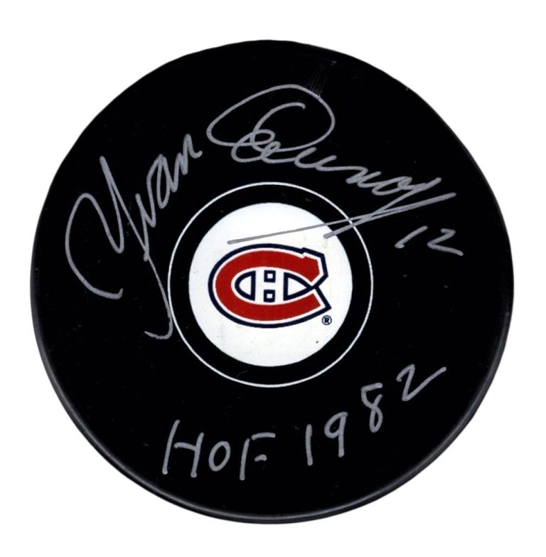 Yvan Cournoyer Signed Autographed Montreal Canadians Puck HOF 1982 JSA COA