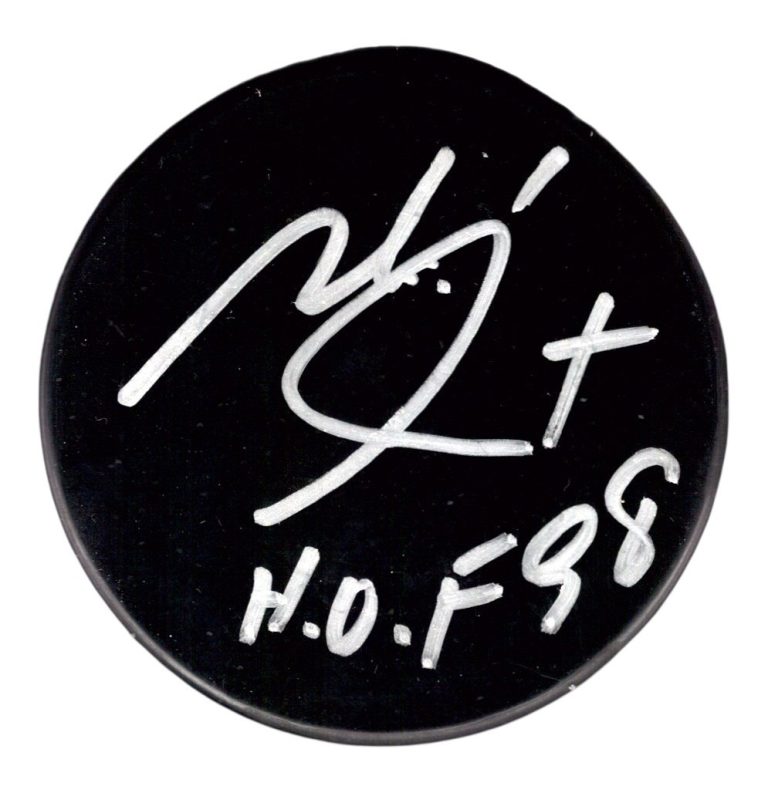 Michel Goulet Signed Autographed Puck w/ HOF 98 JSA COA Quebec Nordiques