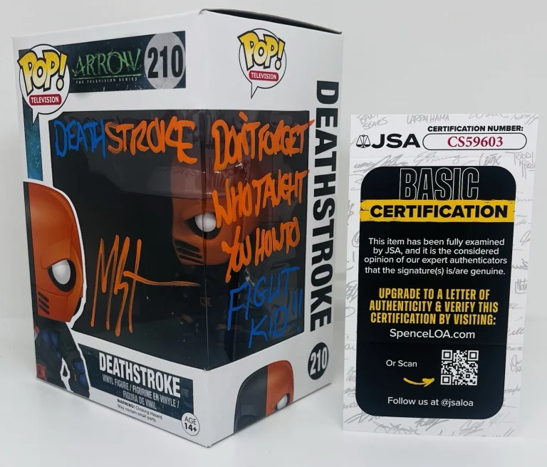 MANU BENNETT SIGNED DEATHSTROKE POP FUNKO FIGURE ARROW SLADE WILSON JSA COA
