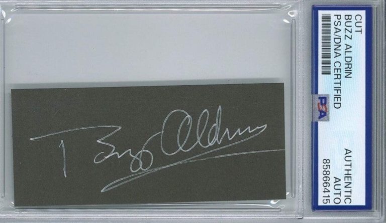 Buzz Aldrin Signed Cut Signature PSA DNA Encapsulated Apollo 11 Astronaut #15