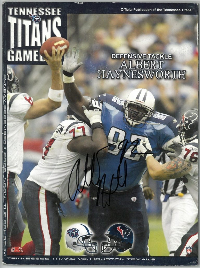 Albert Haynesworth signed Tennessee Titans Gameday Full Program 12/11/2005 - JSA