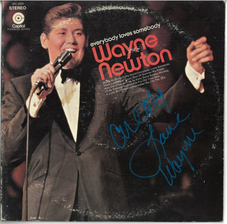 Wayne Newton signed 1967 Everybody Loves Somebody Album LP/Vinyl/Record - JSA