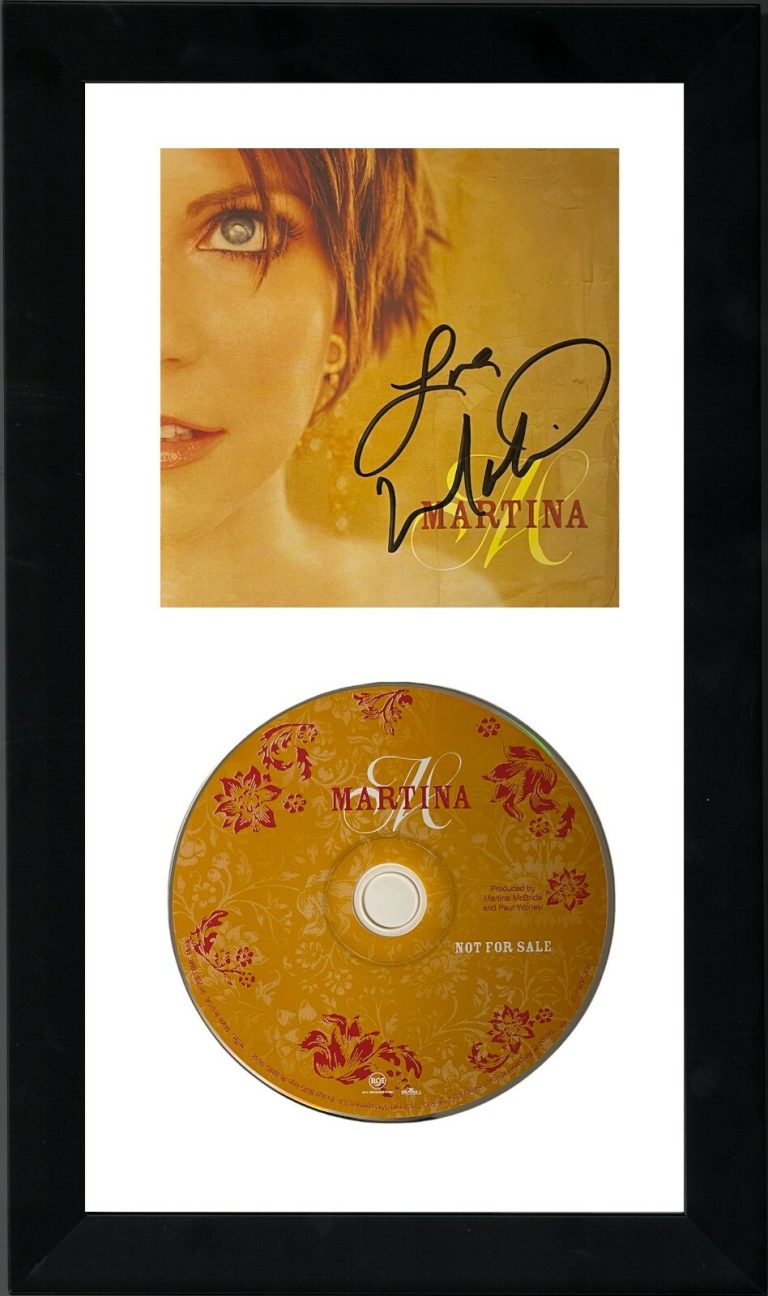 Martina McBride signed 2003 Martina Album Cover Booklet w/ Promo CD Framed - COA