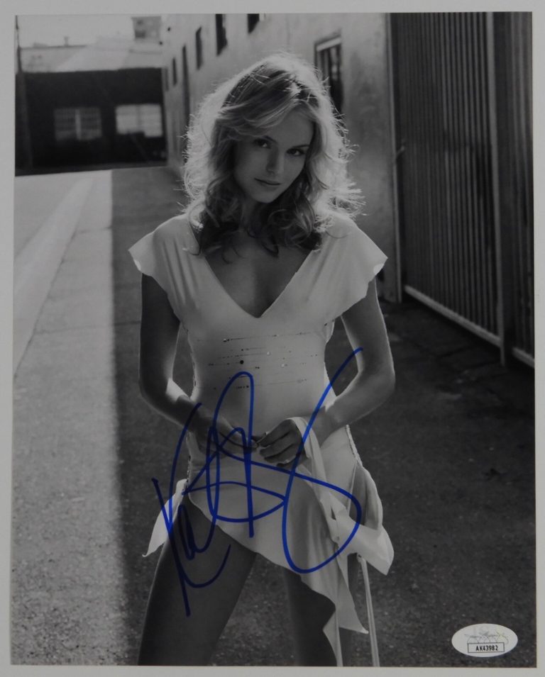 Kate Bosworth JSA Signed Autograph Photo 8 x 10