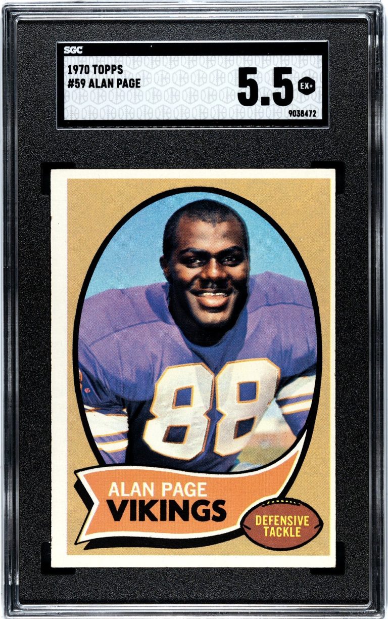 Alan Page 1970 Topps Rookie Card #59- SGC Graded 5.5 EX+ (Purple People Eaters)