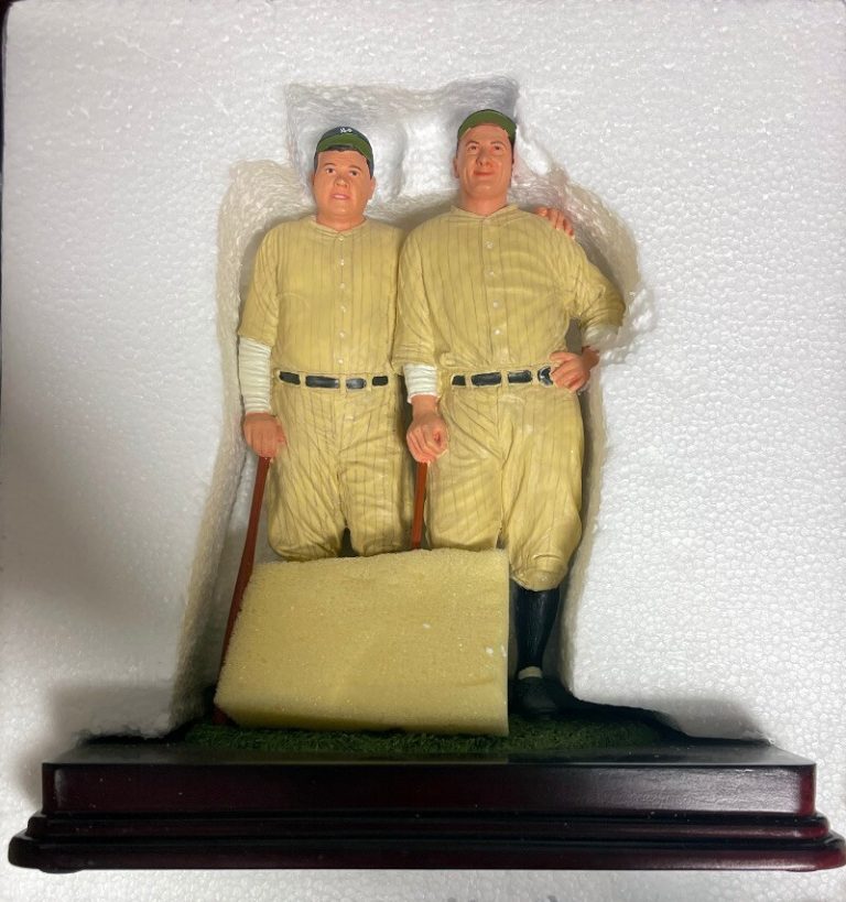 Babe Ruth Lou Gehrig 2005 Hartland New Classics Statue/Figurine LTD  ED/2500 NEW