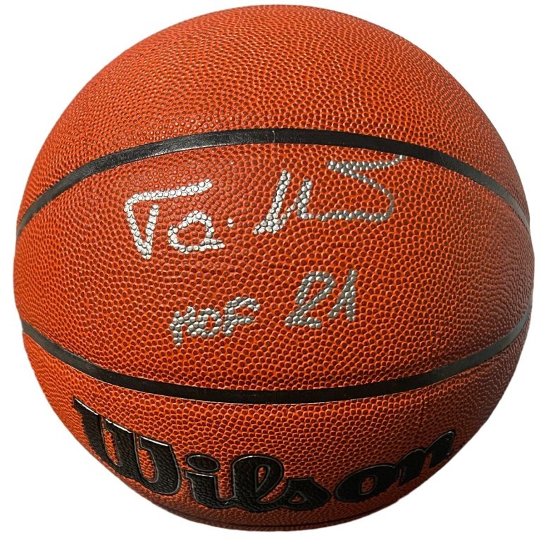 Toni Kukoc signed Wilson NBA Authentic Series I/O Basketball  w/HOF 21 - Beckett