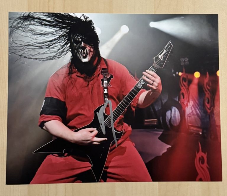 MICK THOMSON HAND SIGNED 8x10 PHOTO AUTOGRAPHED SLIPKNOT FOUNDER GUITARIST COA