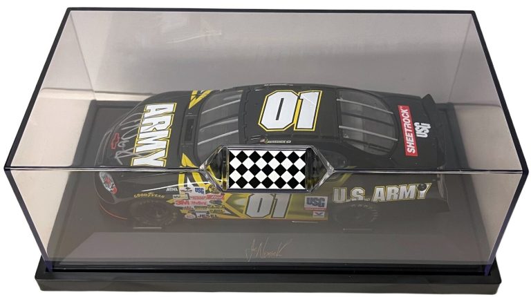 Joe Nemechek signed 2004 Team Caliber #01 US Army 1:24 Diecast Car w/ Case