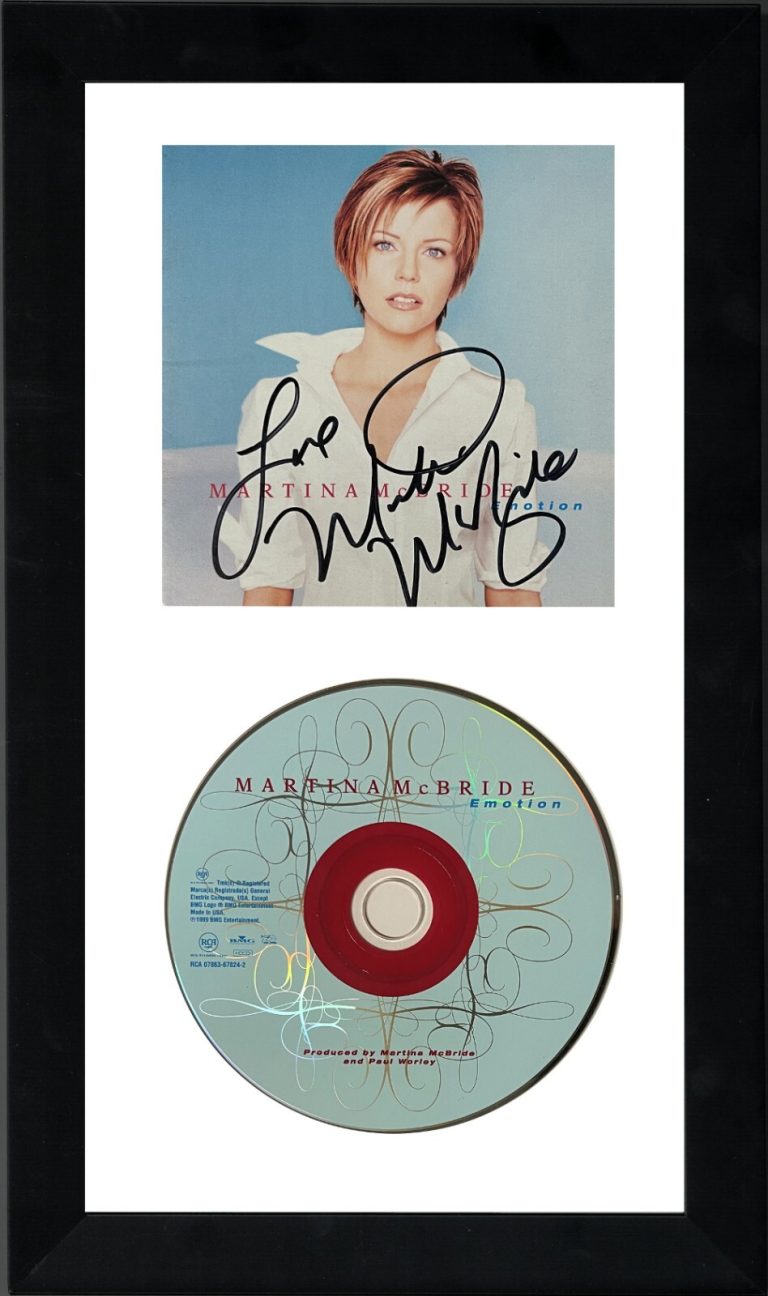 Martina McBride signed 1999 Emotion Album Cover Booklet w/ CD Framed w/ Love-JSA