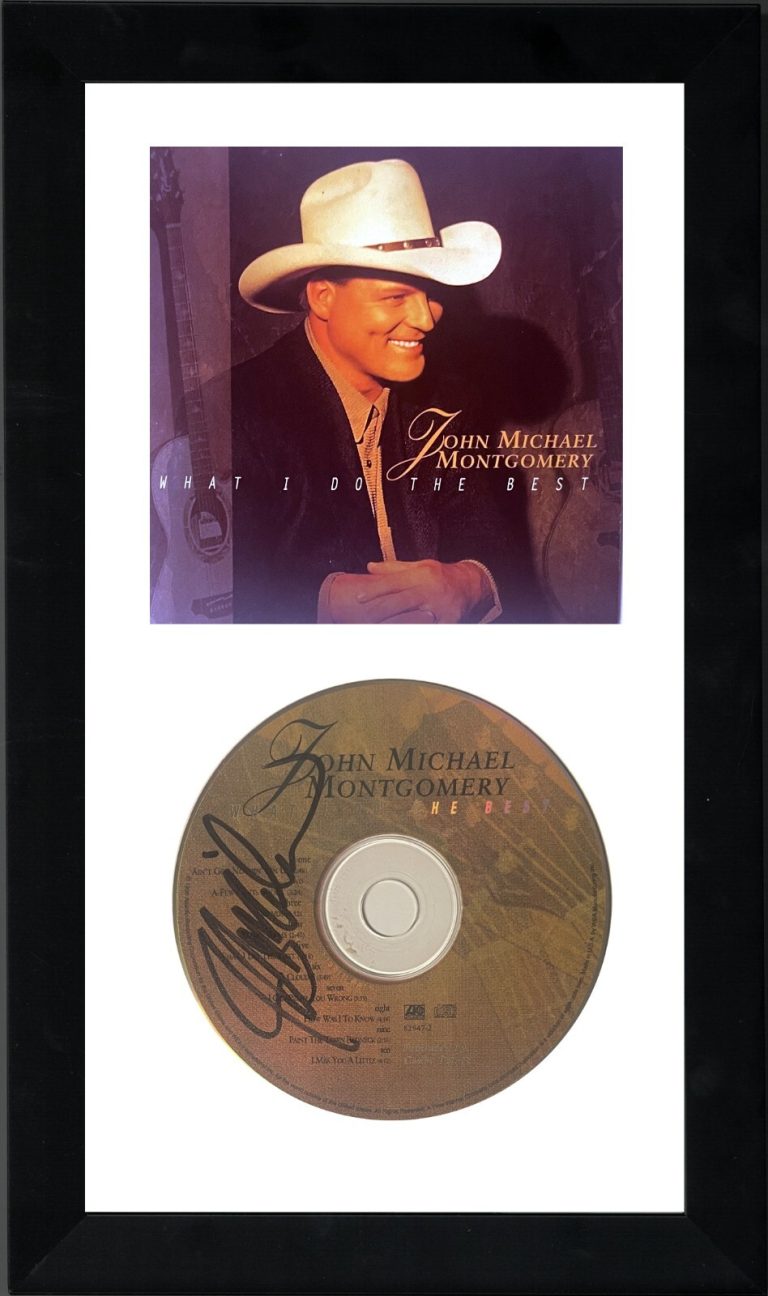 John Michael Montgomery signed 1996 What I Do The Best Album CD/Booklet- JSA
