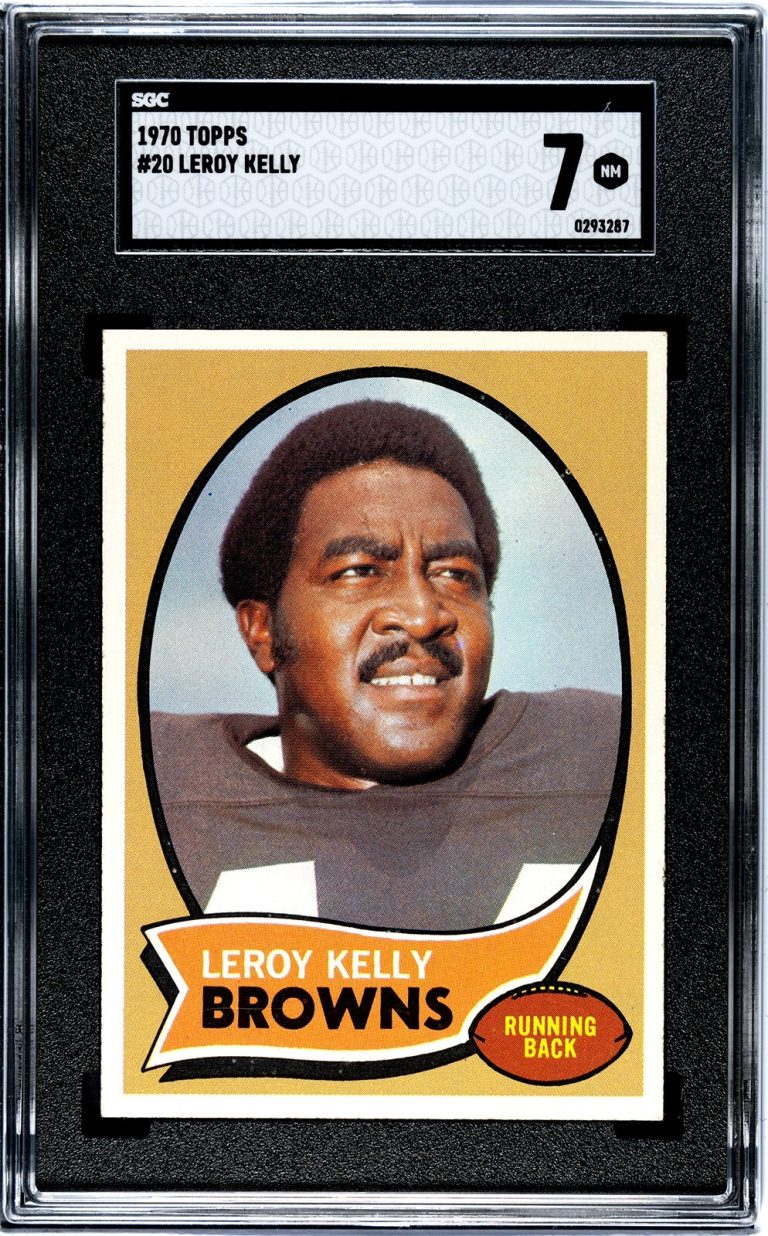 Leroy Kelly 1970 Topps Card #20- SGC Graded 7 NM (Cleveland Browns/HOF)