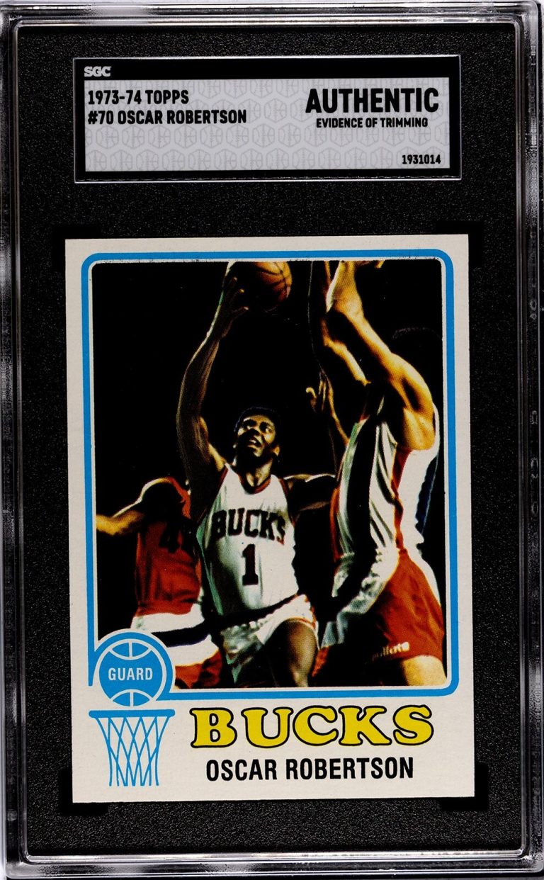 Oscar Robertson 1973-74 Topps Card #70 SGC Slabbed Authentic Trim CENTERED/BUCKS