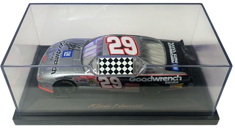 Kevin Harvick signed 2002 GM Goodwrench #29 1:24 Scale NASCAR Diecast Car- COA