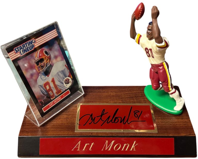 Art Monk signed 1989 Kenner Starting Lineup NFL Metal Cut #81 Card/Display - COA