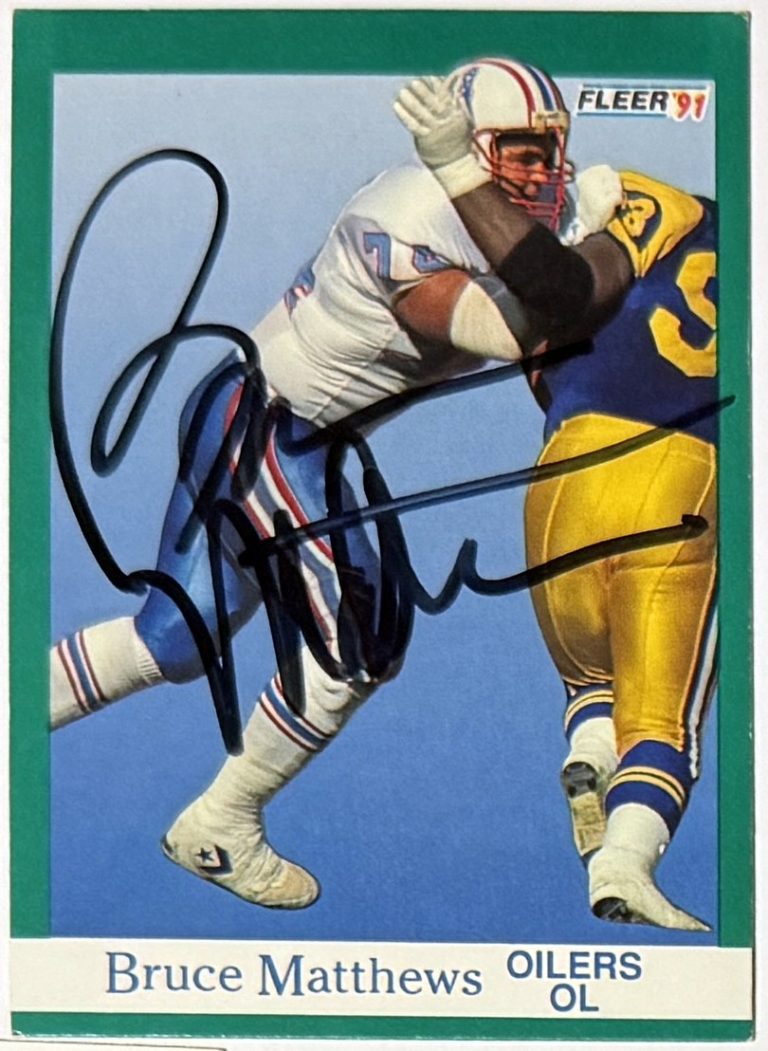 Bruce Matthews signed 1991 Fleer On Card Auto #67-COA  (HOF/Oilers/Titans)