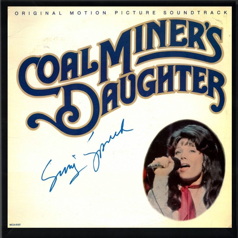 Sissy Spacek signed 1980 Coal Miner's Daughter Album Cover/LP/Vinyl Framed - JSA