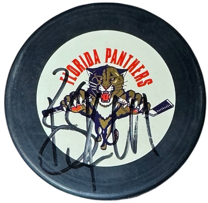 Brian Skrudland signed Florida Panthers NHL Logo Puck-COA  '86 Stanley Cup Champ