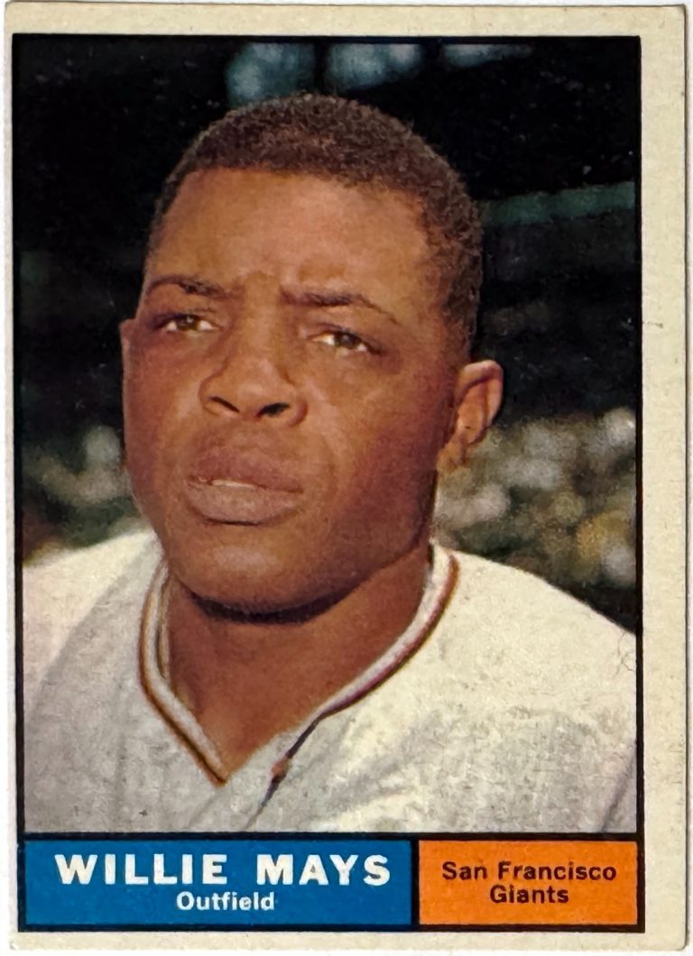 Willie Mays 1961 Topps Card #150  (OC)  VG-EX - (San Francisco Giants/HOF)