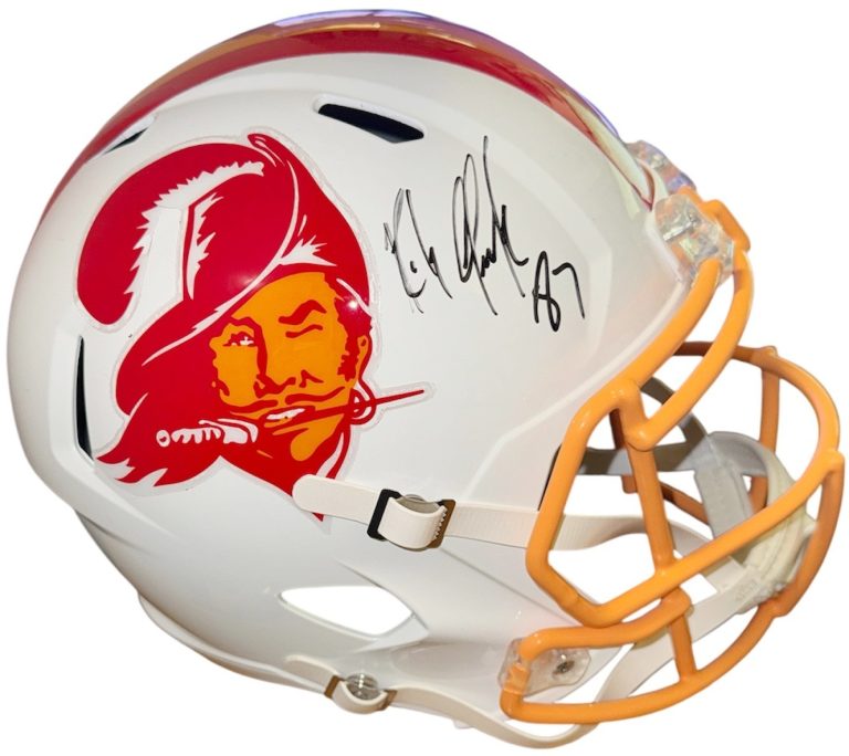 Rob Gronkowski signed Tampa Bay Buccaneers TB Riddell FS Speed Rep Helmet-Radtke