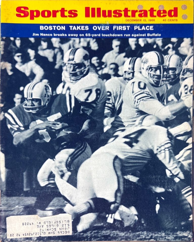 Sports Illustrated Full Magazine 12/12/1966- Jim Nance/Boston Patriots