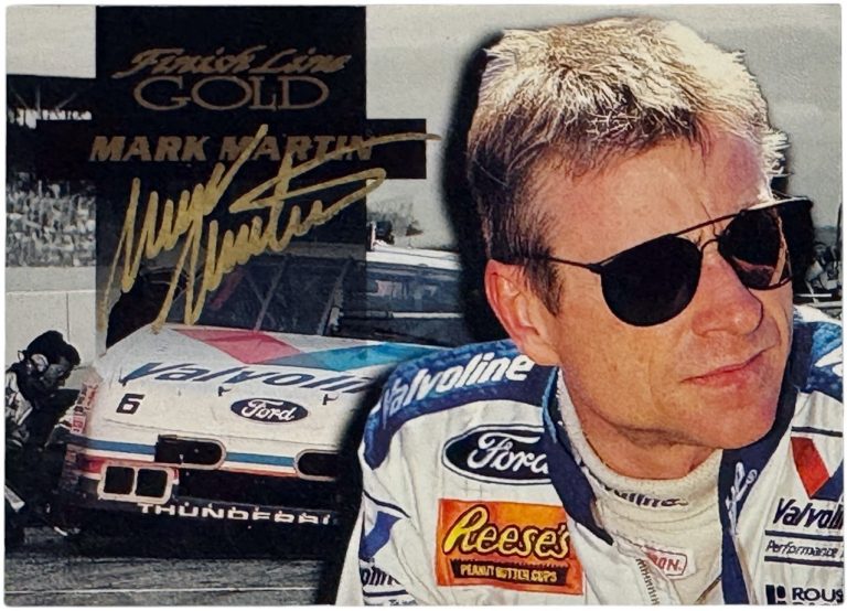 Mark Martin signed 1994 Finish Line Gold NASCAR Racing On Card Auto #81
