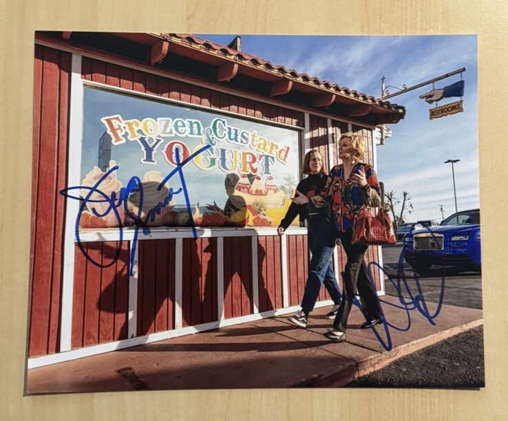 JEAN SMART & HANNAH EINBINDER SIGNED 8x10 PHOTO AUTOGRAPHED HACKS SHOW COA