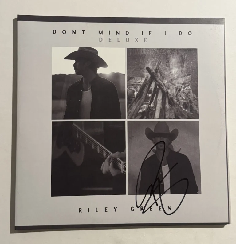 RILEY GREEN HAND SIGNED VINYL ALBUM LP RECORD AUTOGRAPHED HOT COUNTRY SINGER COA