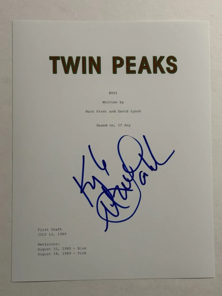 KYLE MACLACHLAN SIGNED SCRIPT COVER ACTOR AUTOGRAPHED TWIN PEAKS STAR COA