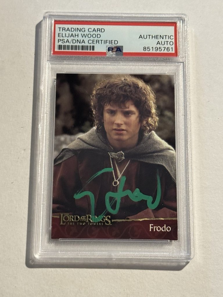 ELIJAH WOOD SIGNED AUTO 2002 Topps The Lord of the Rings Frodo Card #1 PSA